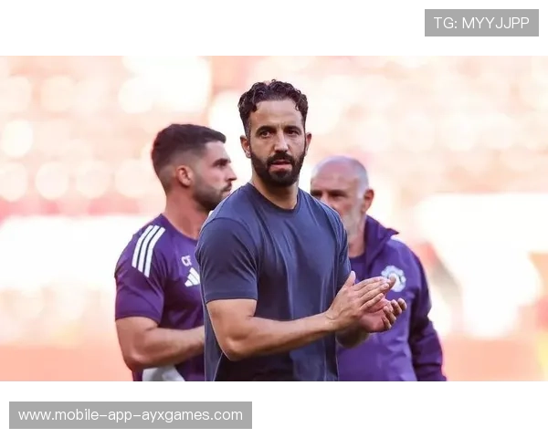 曼联青训体系再创辉煌，年轻球员逐渐崭露头角